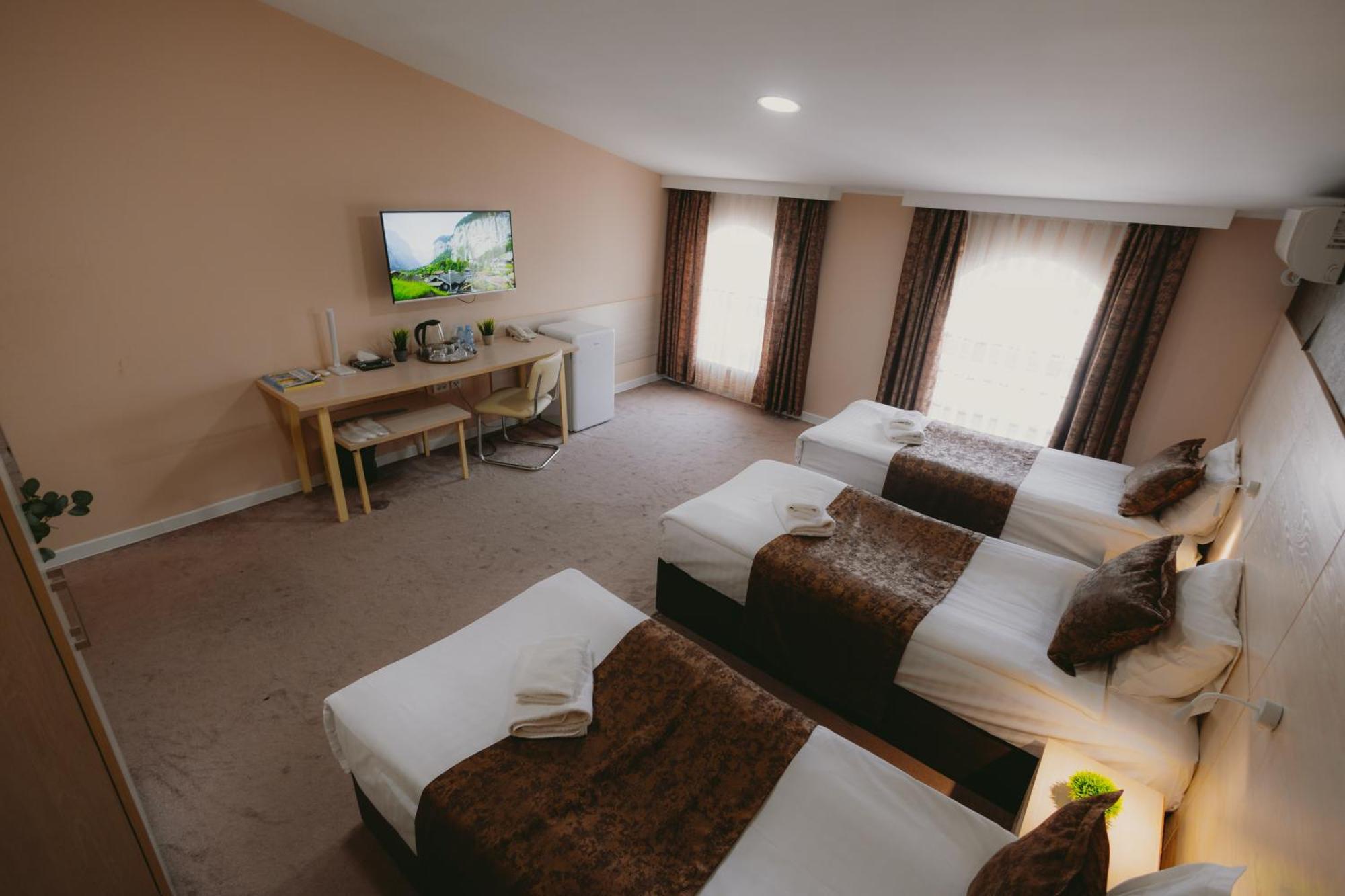 City Hotel Tashkent Luaran gambar