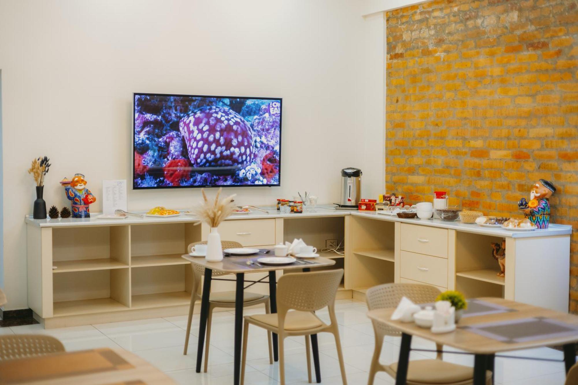City Hotel Tashkent Luaran gambar