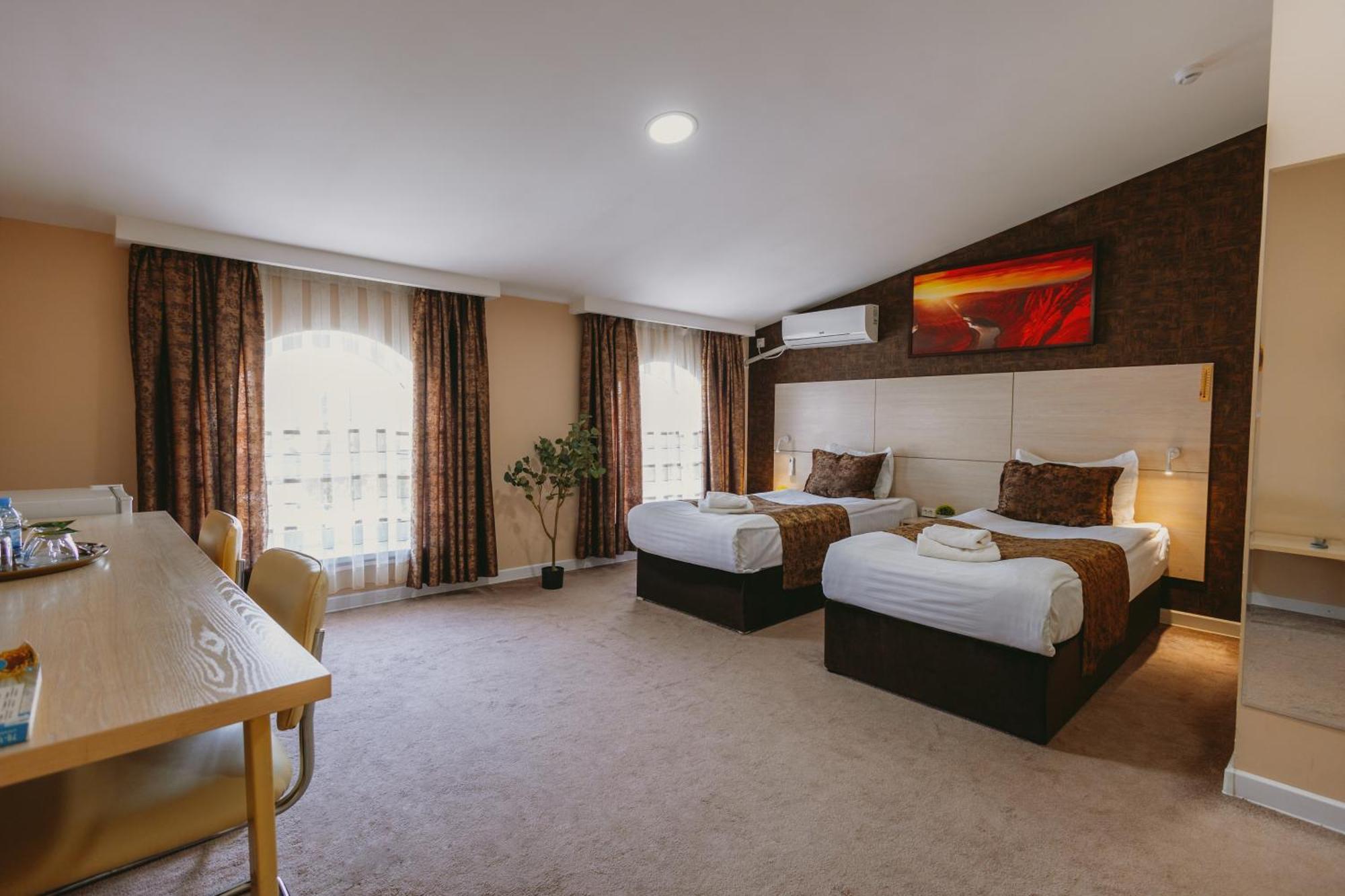 City Hotel Tashkent Luaran gambar
