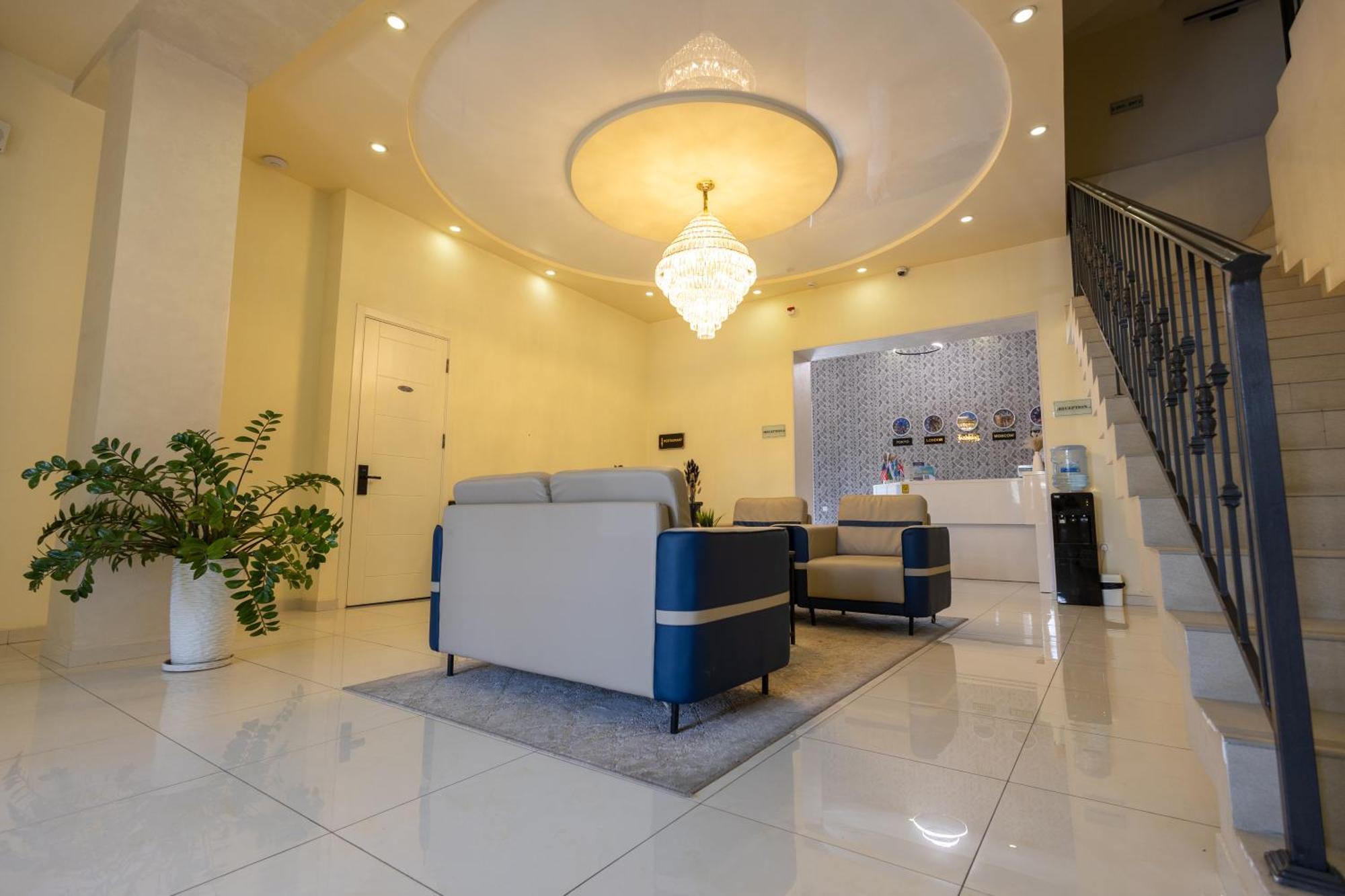 City Hotel Tashkent Luaran gambar